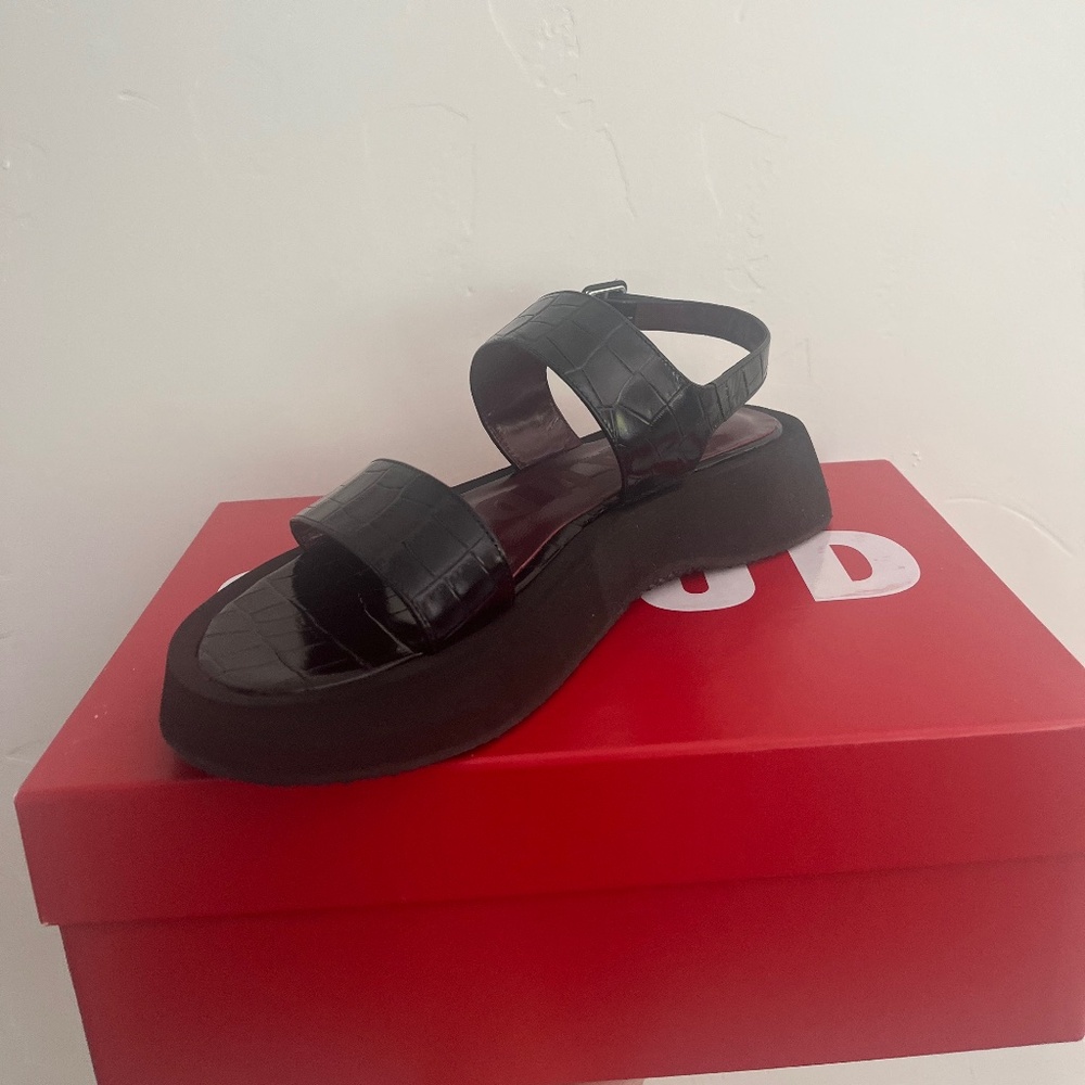 STAUD Sandals - Picture 2 of 4